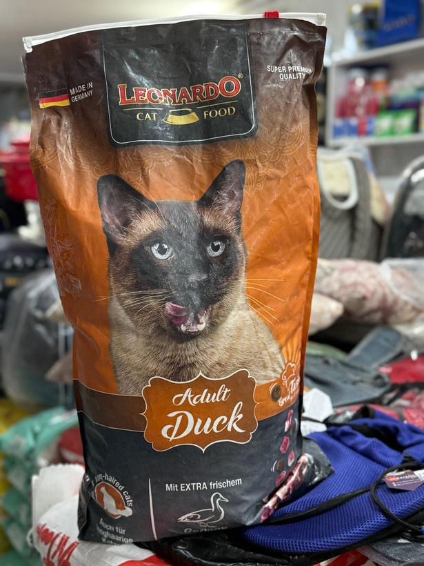 غذای خشک گربه مدل لئوناردو Duck با طعم اردک و مرغ